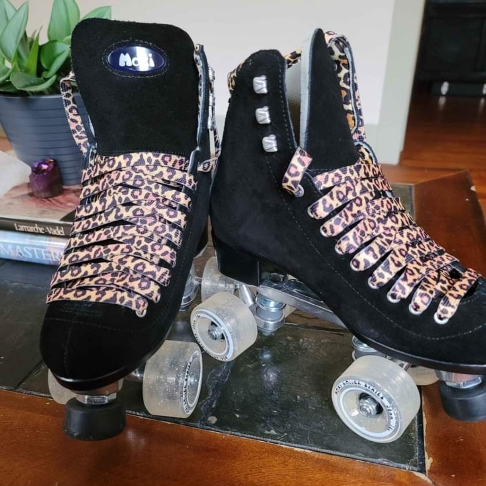 Moxi Panther Skates